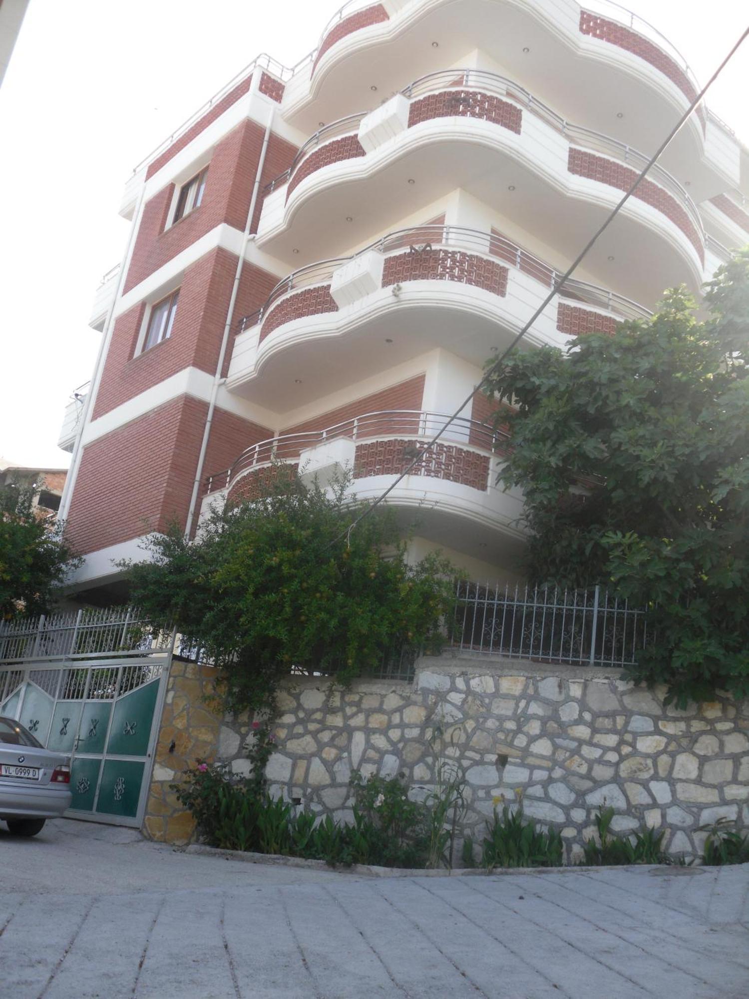 Lux Apartments فلورا المظهر الخارجي الصورة