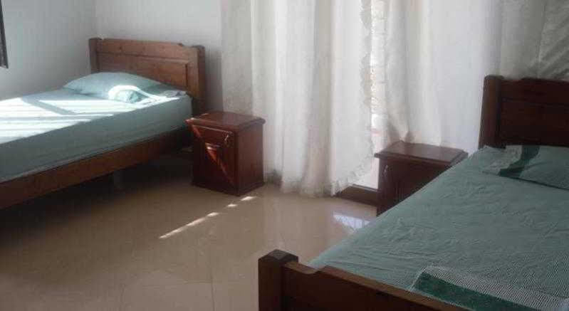 Lux Apartments فلورا المظهر الخارجي الصورة